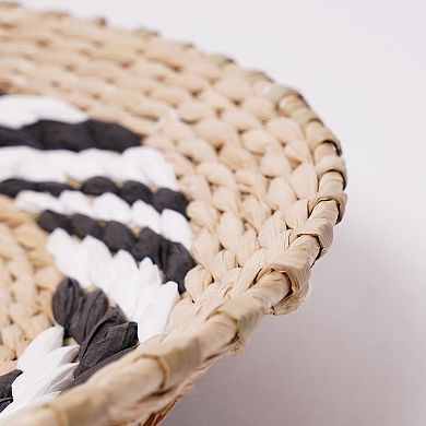 American Art Décor Woven Seaweed Hanging Wall Basket