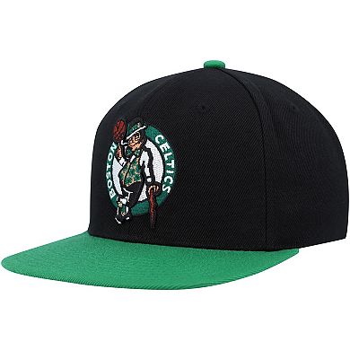 Men's Mitchell & Ness Black/Green Boston Celtics Side Core 2.0 Snapback Hat