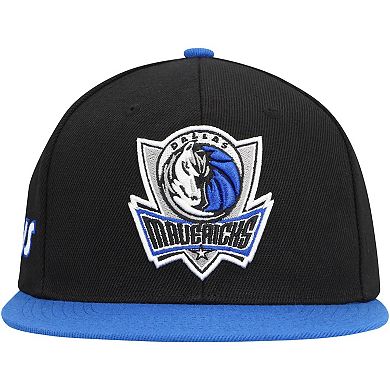 Men's Mitchell & Ness Black/Royal Dallas Mavericks Side Core 2.0 Snapback Hat