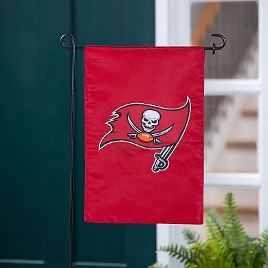 Evergreen Enterprises Tampa Bay Buccaneers Garden Flag
