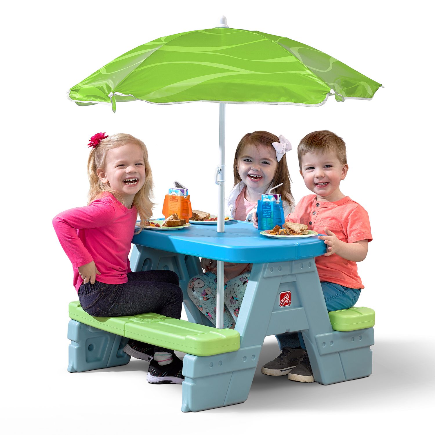 Step2 Sun Shade Picnic Table Umbrella Set   6193741