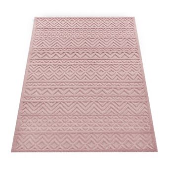 Indoor & Outdoor Rug With High-Low Boho Trellis Pattern