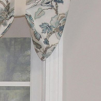 RLF Home Gianna Suspender Valance Rod Pocket, contrast ribbon Tie