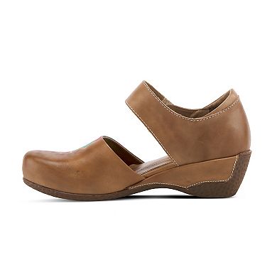 L'Artiste By Spring Step Gloss-Lilipad Women's Leather Clogs