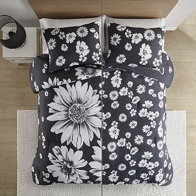 Intelligent Design Lilith Floral Reversible Comforter Set with Sham
