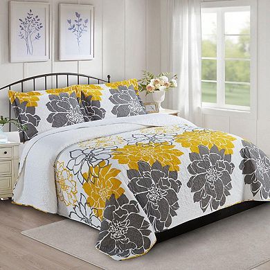 Helena Gold Reversible Quilt Bedspread Set