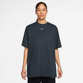 Women's Nike Sportswear Essential Tee