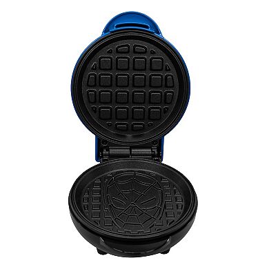 Uncanny Brands Marvel Eat The Universe Spider-Man Mini Waffle Maker