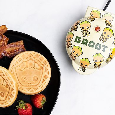 Uncanny Brands Marvel Eat The Universe Groot Mini Waffle Maker