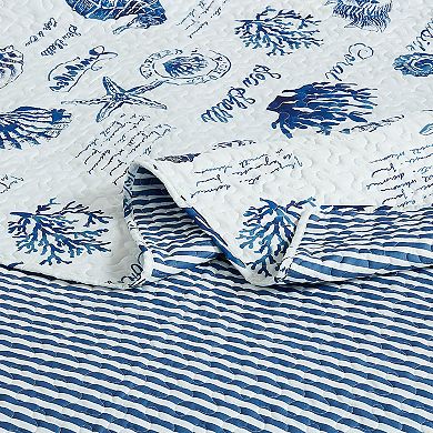Seaside Sea Shells Reversible Quilt Bedspread Set