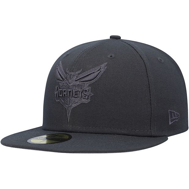 Charlotte Hornets MONOCHROME XL-LOGO Grey-Black Fitted Hat