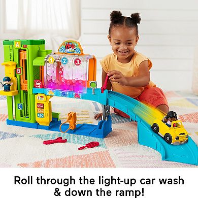 Fisher-Price Little People Light-Up Learning Garage Play Toy Set with Figures & Toy Car