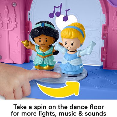 Disney Princess Magical Lights & Dancing Castle Play 4-piece Set by Fisher-Price Little People