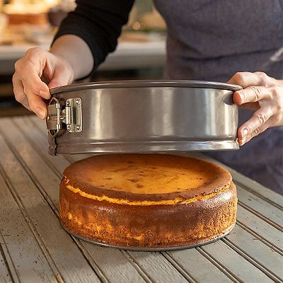 9 in. Saveur Artisan Spring Form pan 9 in. Saveur Artisan Spring Form pan