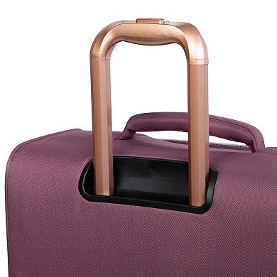 it luggage Enliven Softside Spinner Luggage