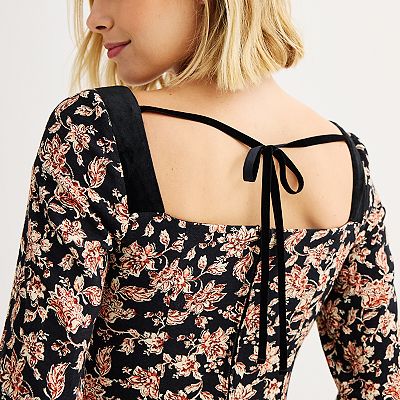 Juniors' SO Long Sleeve Sweetheart Neckline Mini Dress