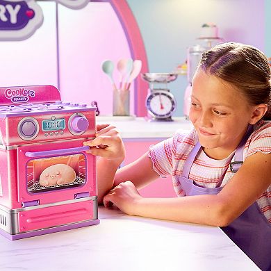 Cookeez Makery Mystery Plush Cinnamon Treatz Oven Playset