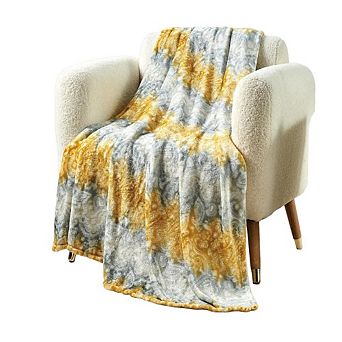 Cillia Microplush Decorative All Season Throw Blanket a Cozy and Elegant Home Accent