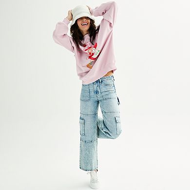 Juniors' Strawberry Shortcake Graphic Fleece Sweatshirt