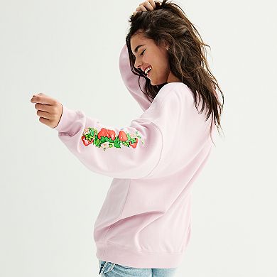 Juniors' Strawberry Shortcake Graphic Fleece Sweatshirt