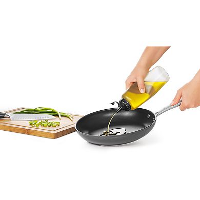 OXO Good Grips Large Chef's Squeeze Bottle