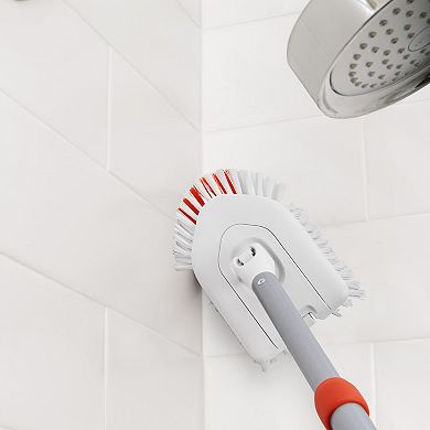 OXO Good Grips Extendable Tub & Tile Brush