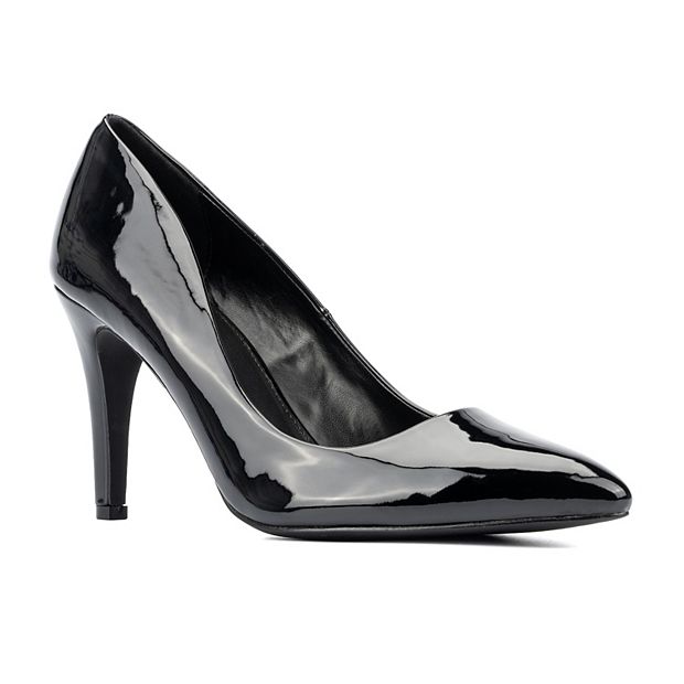 Wide width hotsell pointed toe pumps