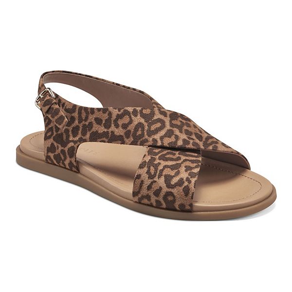 Kohls womens best sale flat sandals