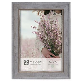 Malden Distressed Frame With Beaded Border