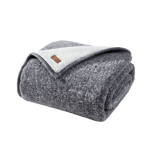 Ugg Nisa Fleece Throw Blanket in Snow