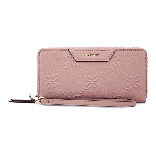 Nine west hot sale astoria wristlet