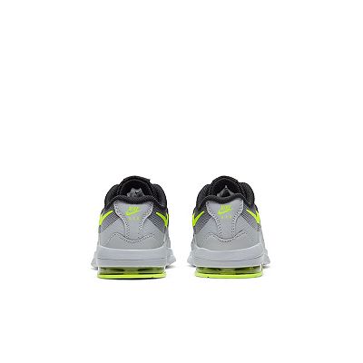 Nike air max invigor junior black hot sale