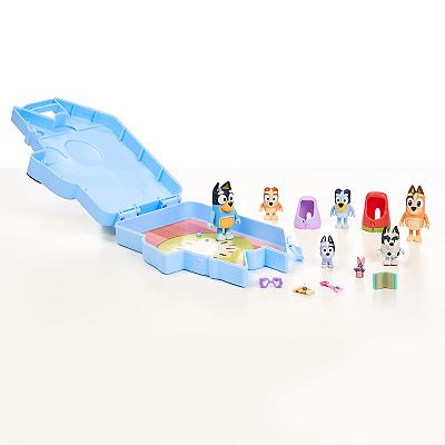 Bluey's Ultimate Play & Go Set - 14 Piece Playset With Carry Case, Figures & Accessories