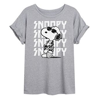 Juniors' Peanuts Charlie Brown & Snoopy Snoopy Rock Oversized Graphic Tee