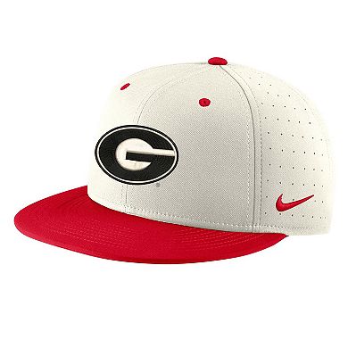 Men's Nike Cream Georgia Bulldogs Aero True Baseball Performance Fitted Hat