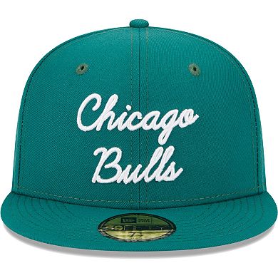 Men's New Era Augusta Green Chicago Bulls Script 59FIFTY Fitted Hat