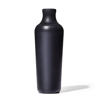 OXO Good Grips Plastic Cocktail Shaker- 20 oz/590 mL capacity