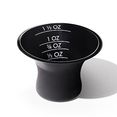 OXO Good Grips Plastic Cocktail Shaker- 20 oz/590 mL capacity