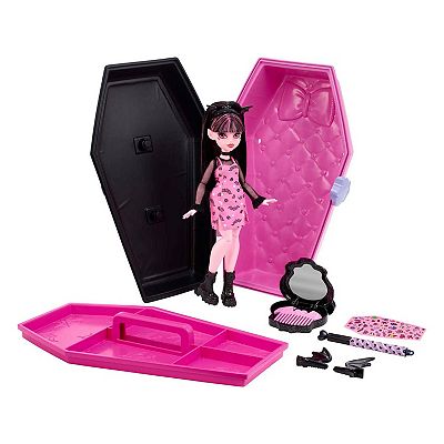 green emerald velvet dress Amazon.com: Monster High Skulltimate Secrets Doll & Accessories Set, Monster  Mysteries Draculaura with Dress-Up Closet & 19+ Surprises Including Clothes  : Toys & Games main image 0