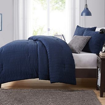 Olivia & Finn 4 pc Seersucker Stripe Comforter Set