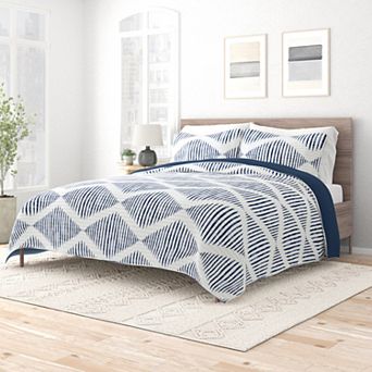 Urban Loft's Reversible 3 pc Quilt Set For King And Queen Beds