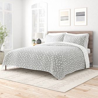 Urban Loft's Reversible 3 pc Quilt Set For King And Queen Beds