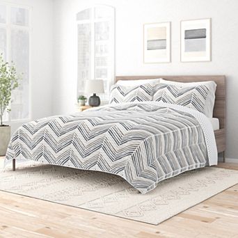 Urban Loft's Reversible 3 pc Quilt Set For King And Queen Beds