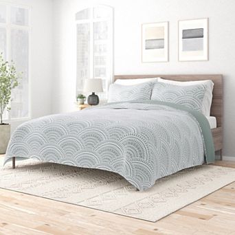 Urban Loft's Reversible 3 pc Quilt Set For King And Queen Beds