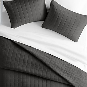 Urban Loft's Lightweight & Breathable 3 pc Linen Quilt Set