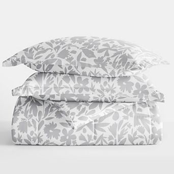 Urban Loft's Lightweight Reversible Down-alternative Comforter Set