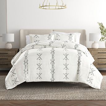 Urban Loft's Lightweight Reversible Down-alternative Comforter Set
