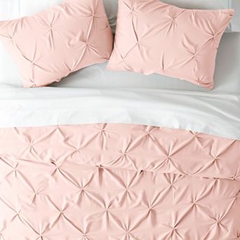 Urban Loft's 3 pc Luxury Pinch Pleat Duvet Cover Home Bedding Set