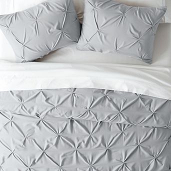 Urban Loft's 3 pc Luxury Pinch Pleat Duvet Cover Home Bedding Set
