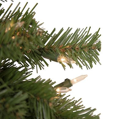 Northlight Deluxe Dorchester Pine Artificial Christmas Wreath with Clear Lights